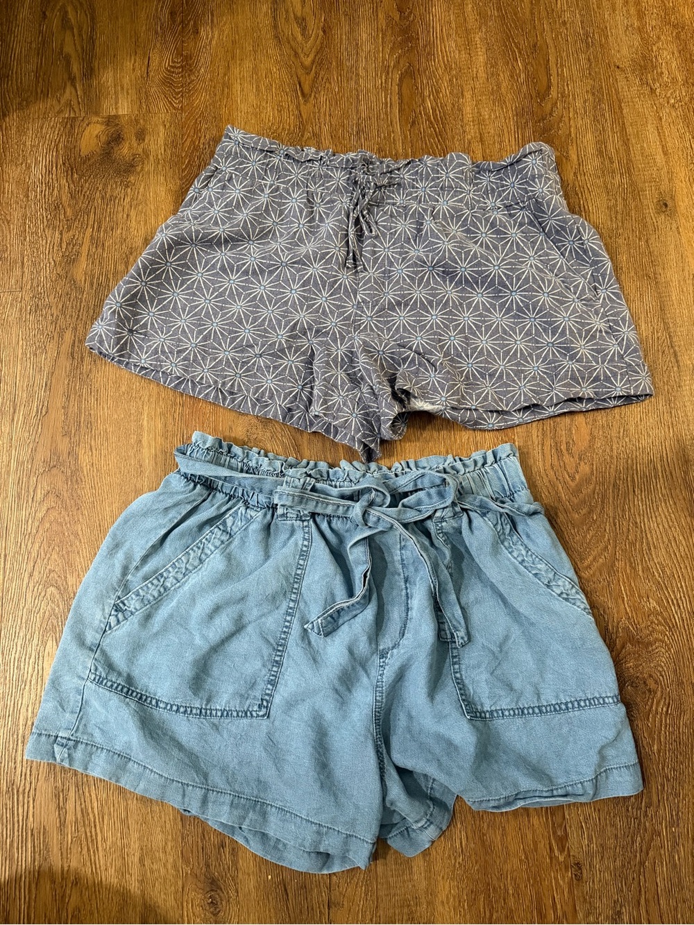 Women’s Large Summer Shorts - 2 pairs